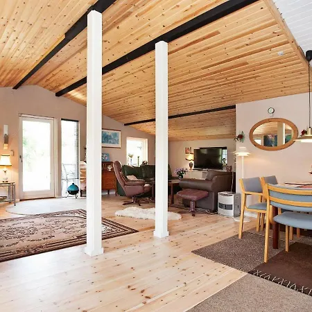 Hébergement de vacances Two-bedroom Holiday In Hyllinge 3 Kirke-Hyllinge