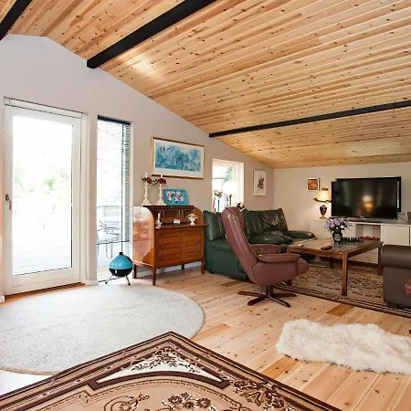 Two-bedroom Holiday In Hyllinge 3 Kirke-Hyllinge